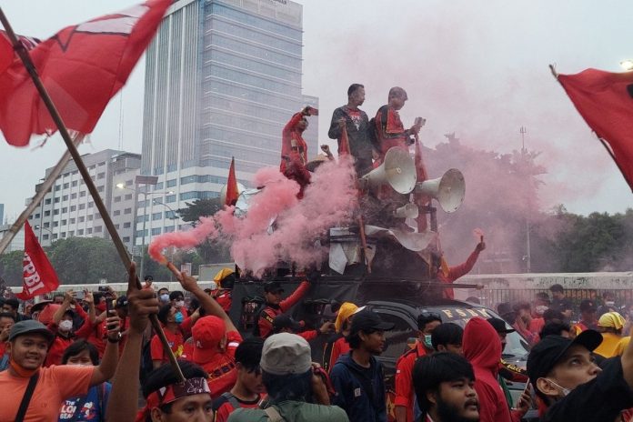 Klaim JHT Tembus Rp 30 Triliun